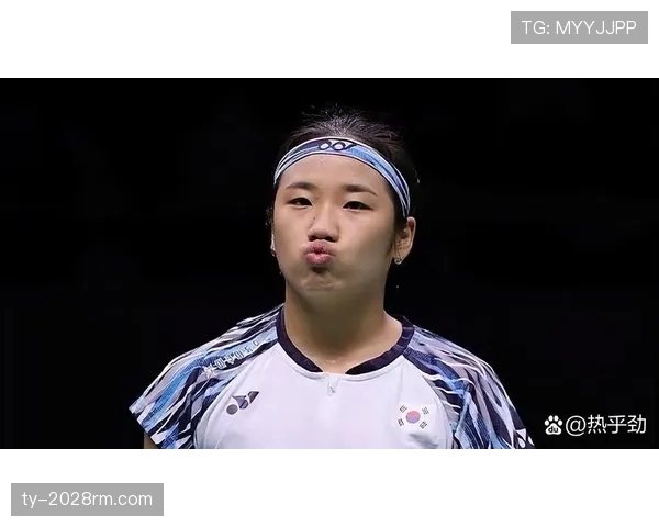 安洗莹赛场像开挂王者，下了场像来借盐的邻家女孩，反差让我笑出声